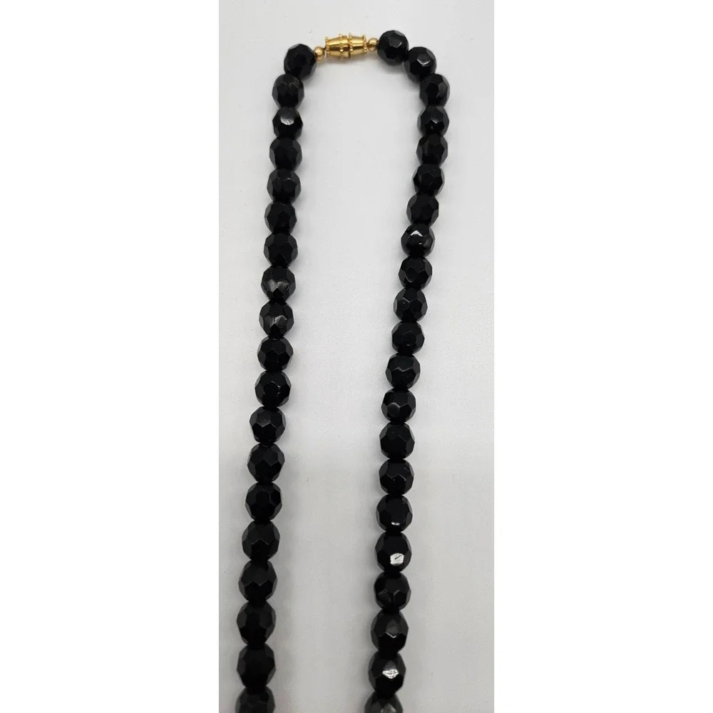 Vintage‎ JETS Faceted Black Beaded Necklace Barrel Clasp Graduated Strand